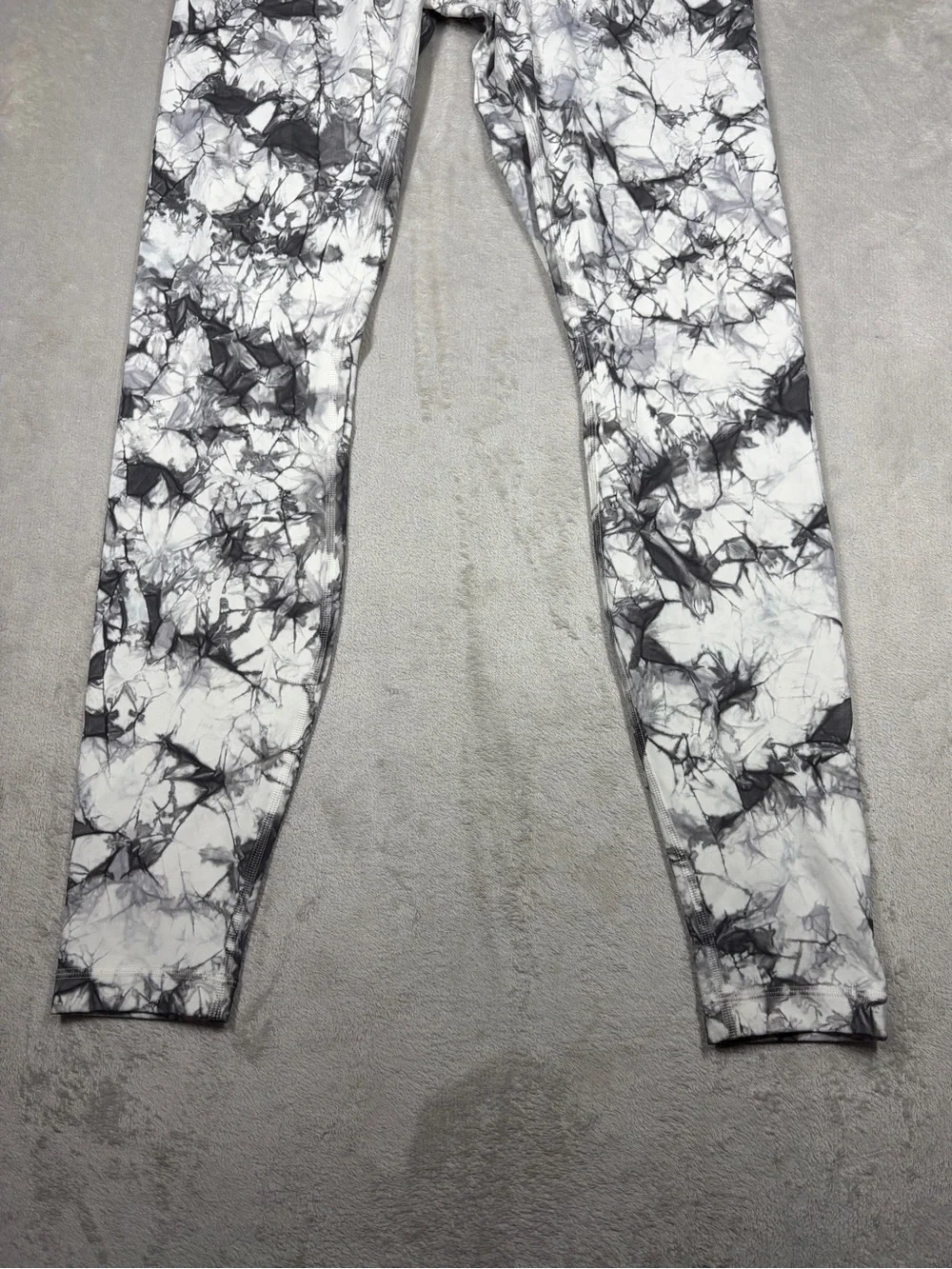 Lululemon Wunder Under High-Rise Tight Dual Shibori Gray White Leggings Size 8